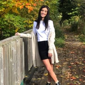 Meet your Posher, Madelyn